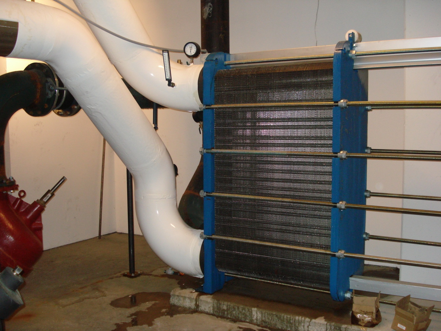 Процесс очистки системы отопления от отложений внутри